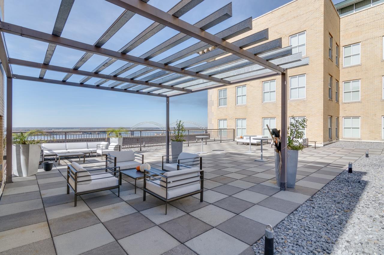 ממפיס Bluebird Suites Near Autozone Park מראה חיצוני תמונה