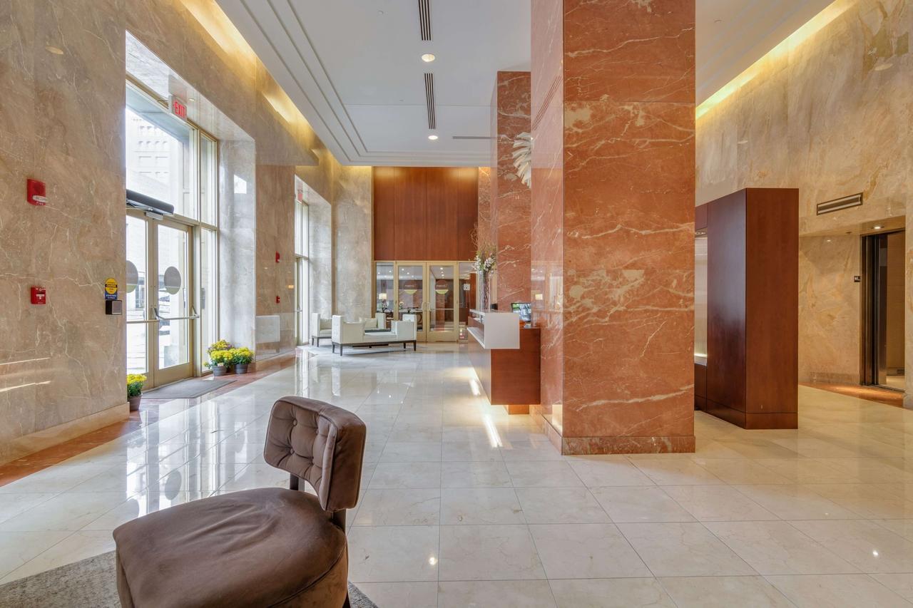 ממפיס Bluebird Suites Near Autozone Park מראה חיצוני תמונה