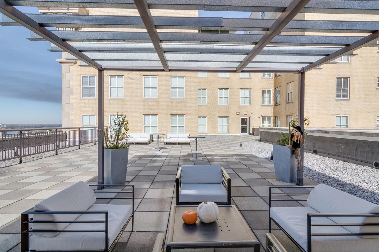 ממפיס Bluebird Suites Near Autozone Park מראה חיצוני תמונה