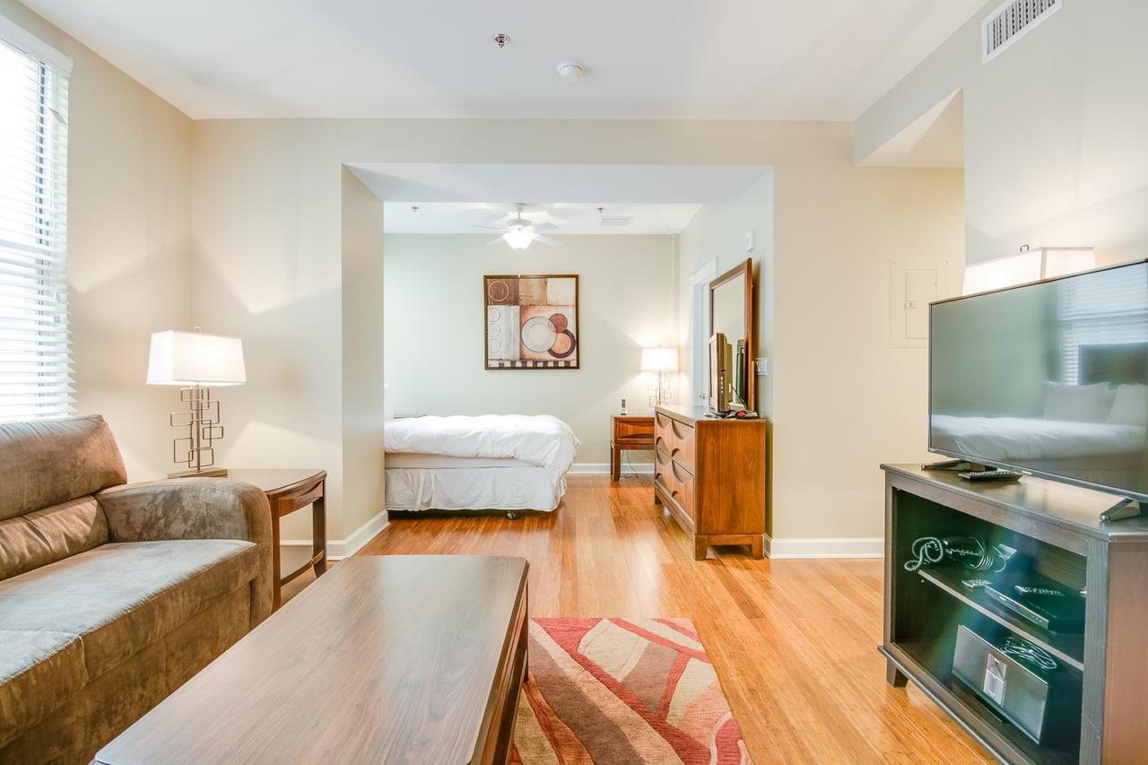ממפיס Bluebird Suites Near Autozone Park חדר תמונה
