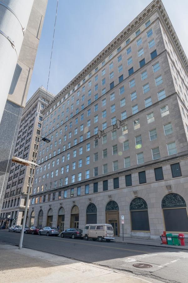 ממפיס Bluebird Suites Near Autozone Park מראה חיצוני תמונה