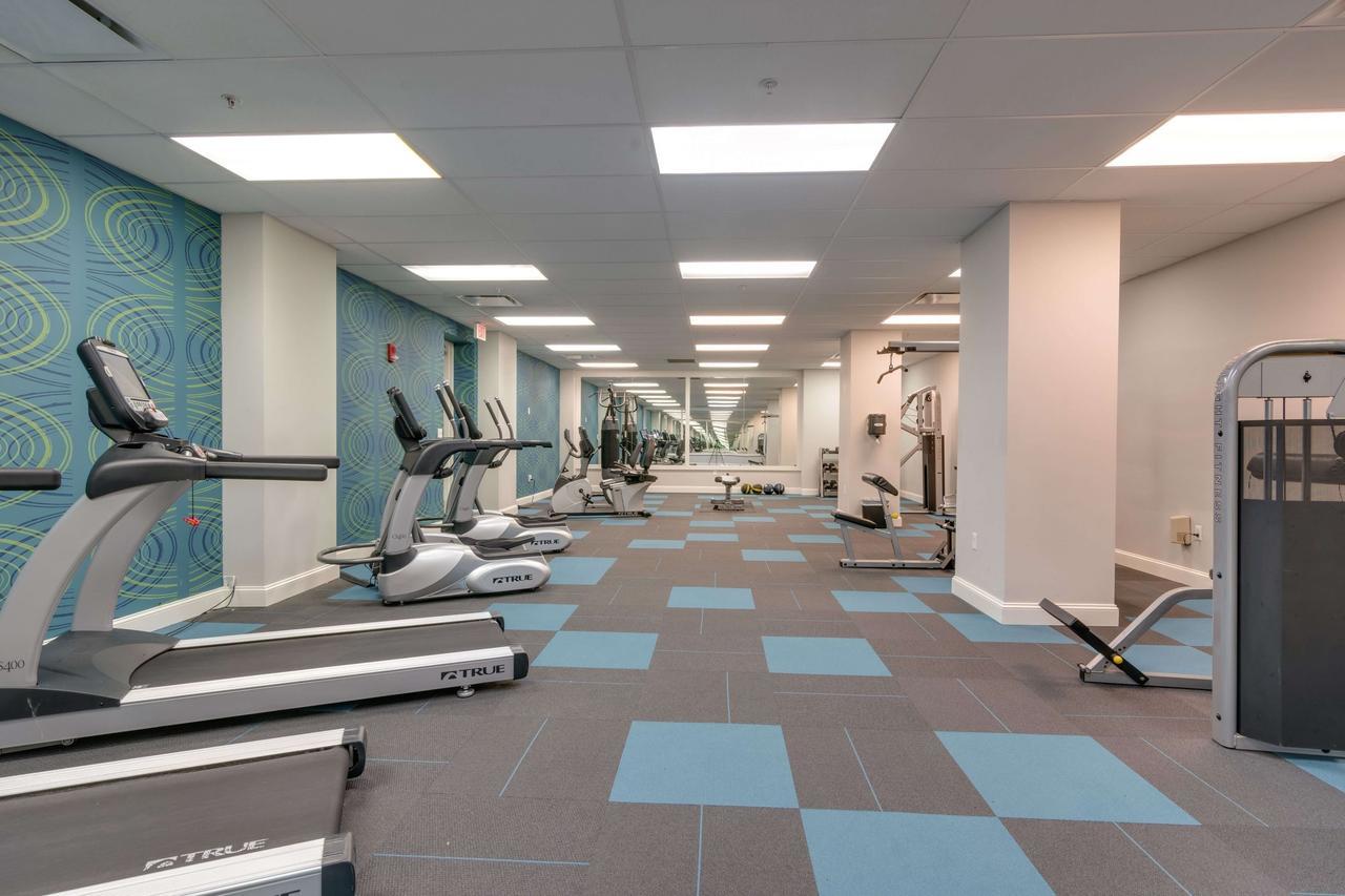 ממפיס Bluebird Suites Near Autozone Park מראה חיצוני תמונה